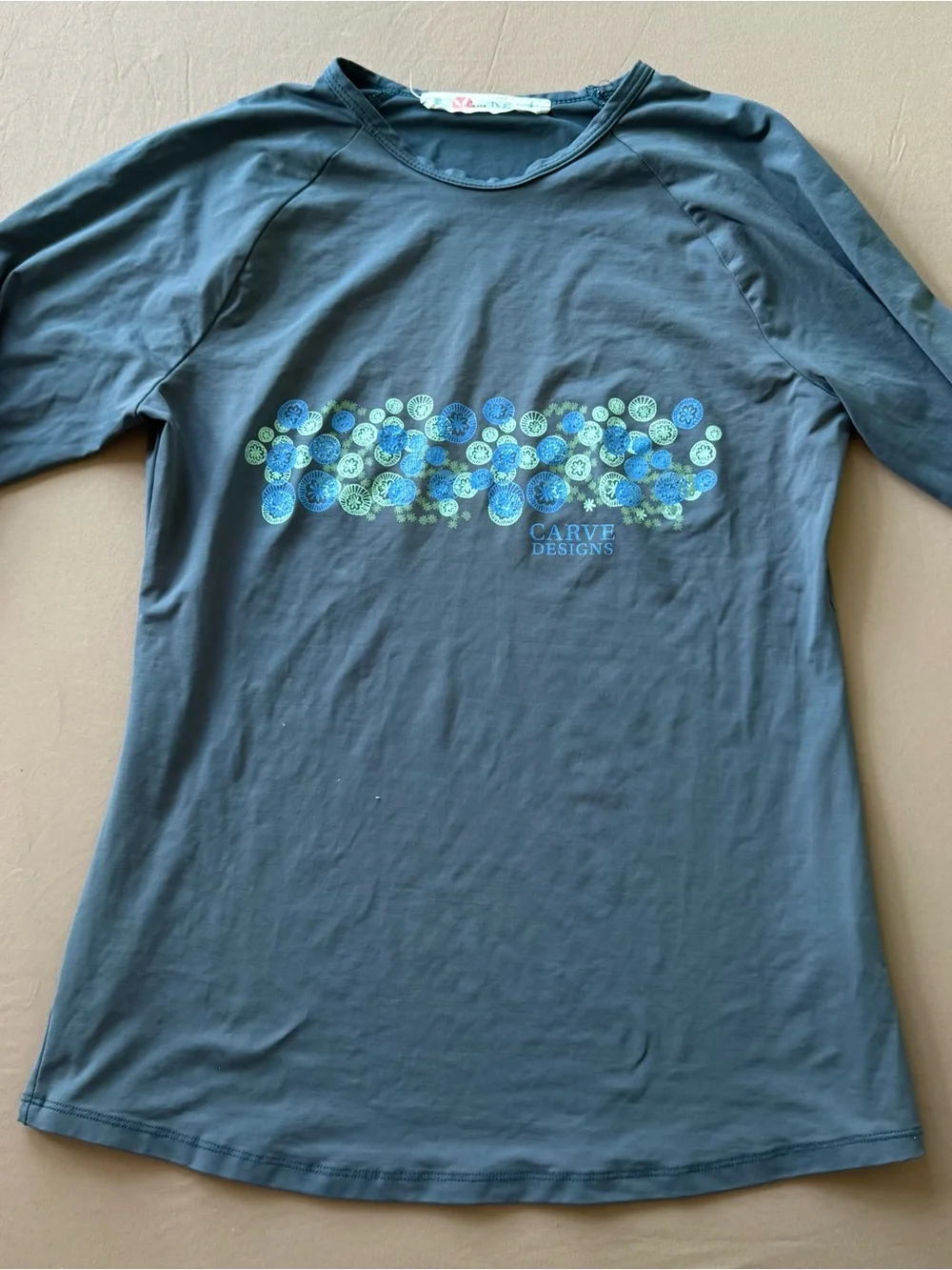 Carve Designs Sunset Rash Guard - Picture 4 of 7